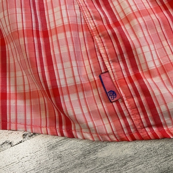 Mountain Hard Wear Button Down Size 8 - Picture 5 of 9